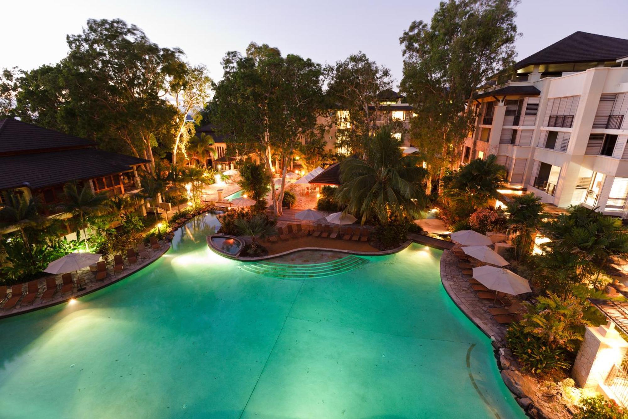 Pullman Palm Cove Sea Temple Resort & Spa Exteriör bild
