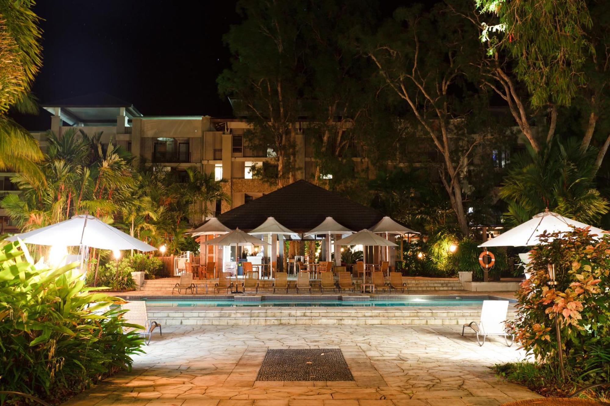 Pullman Palm Cove Sea Temple Resort & Spa Exteriör bild